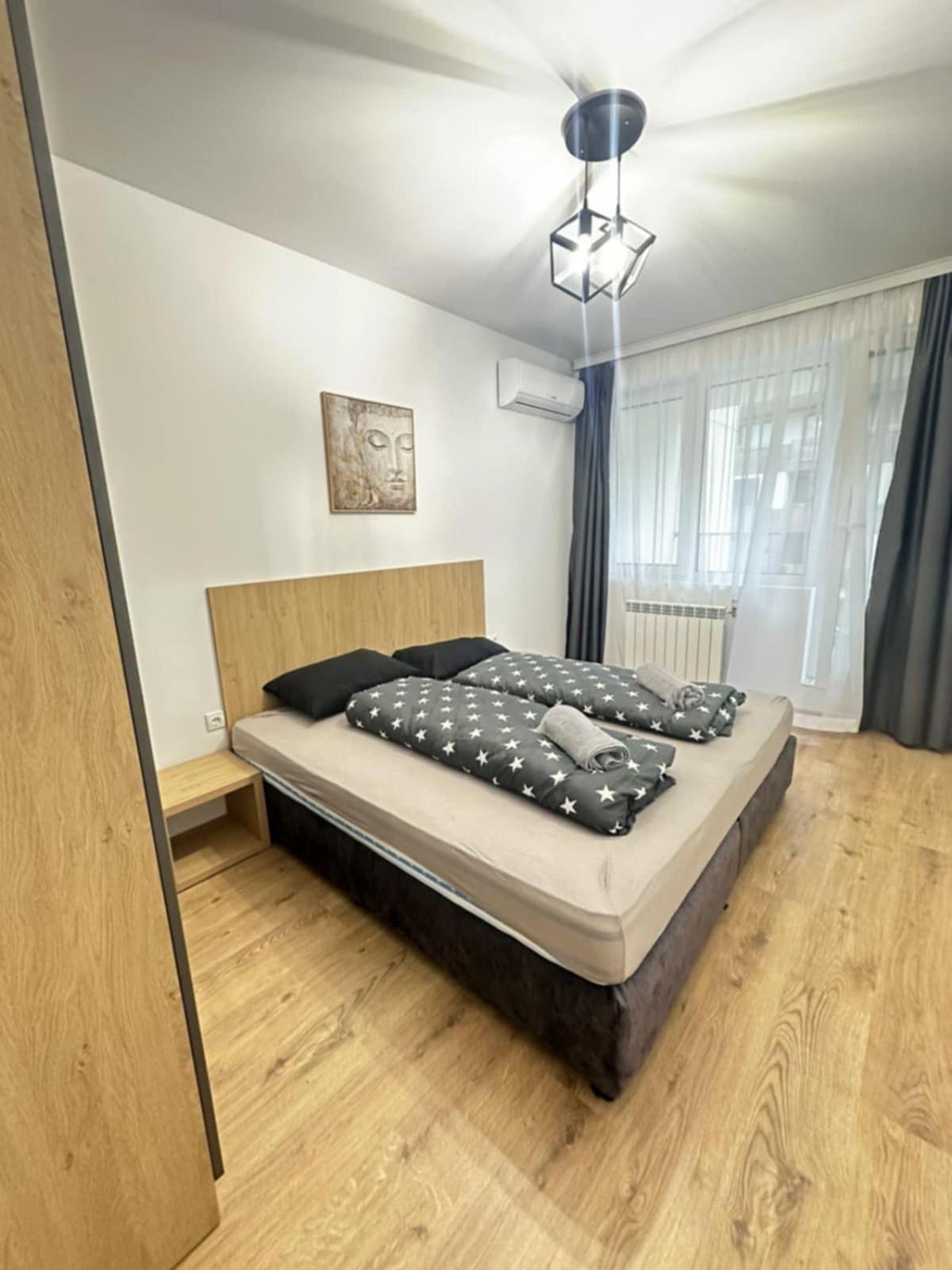 Apartment Fashion & Private Parking Sofia